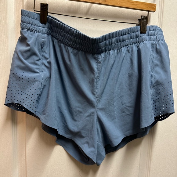 Athleta Pants - Athleta Women's Blue Athletic Shorts size XL/ NWOT B154